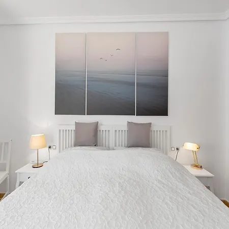 Penthouse Almudena דירה