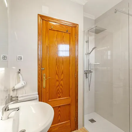 Penthouse Almudena דירה